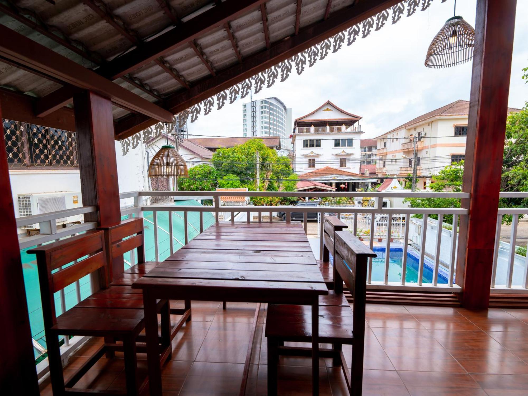 Vientiane Ruby Villa Hotel Exterior foto