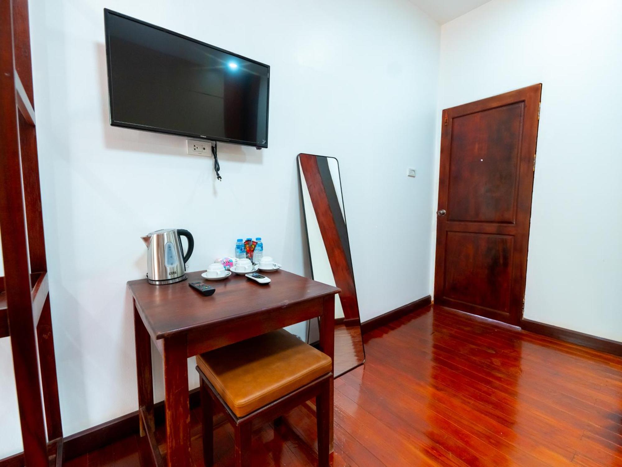 Vientiane Ruby Villa Hotel Exterior foto